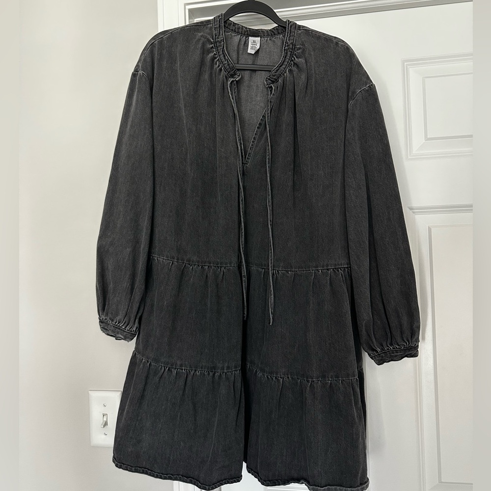 H&M Black Midi Dress